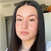 Joven que finalizó ESO, imparto inglés y matemáticas.